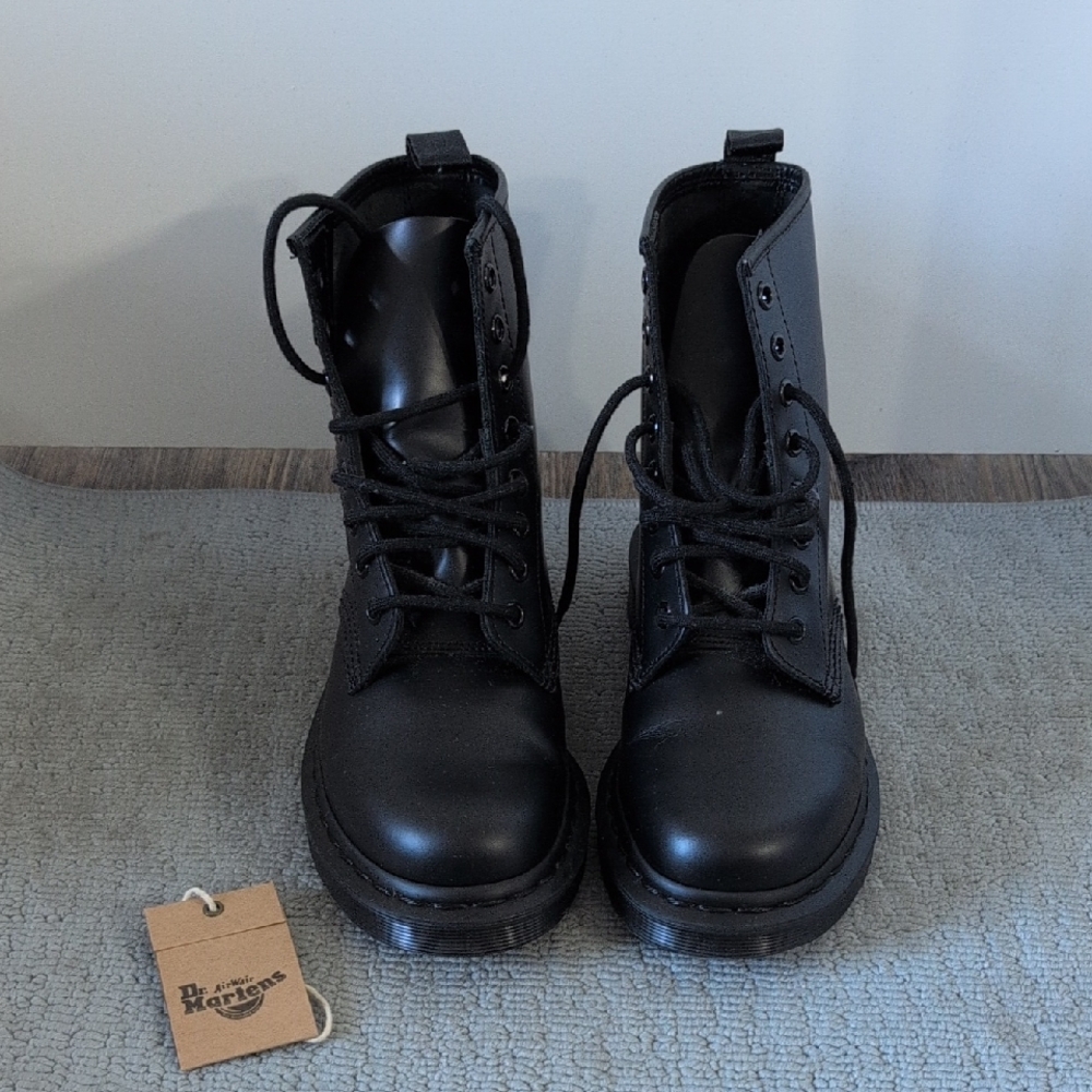 Dr. Martens Classic Black Lace-Up Boots 1460 Mono